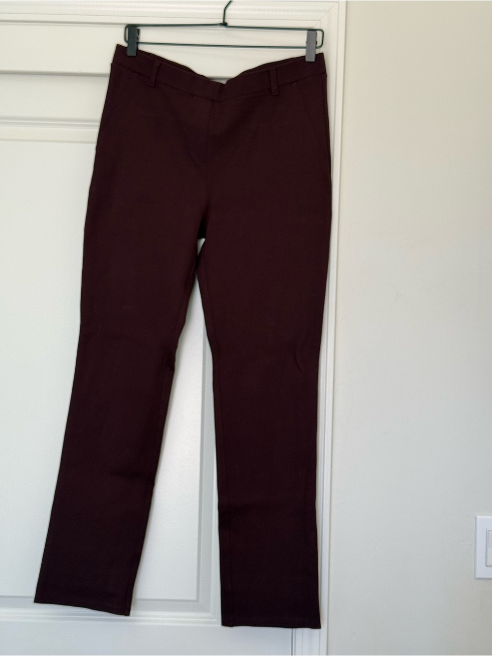 Quince Straight-Leg Pants in Burgundy